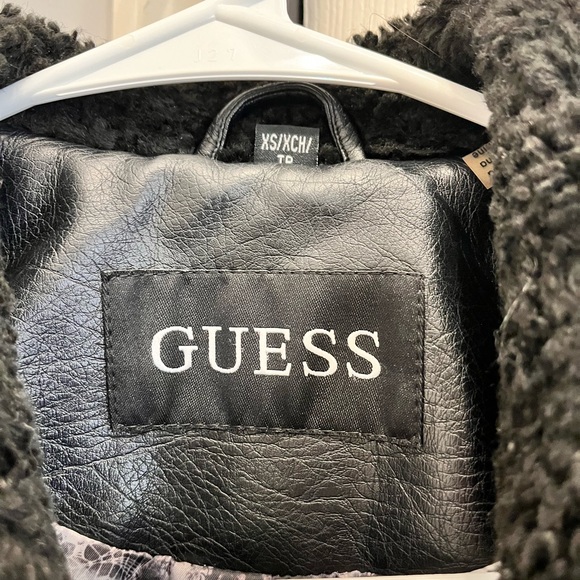 Guess leather Jacket with belt - Picture 2 of 5